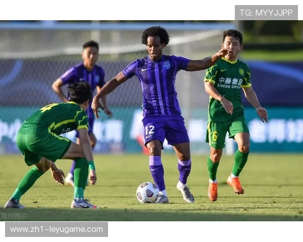 中超球迷文化变迁：从草根到商业化的演进